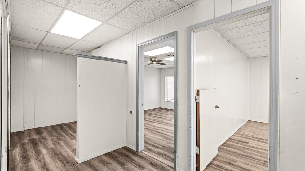 More Photos Of 8720 S Penn Ave, Oklahoma City Office For Sale