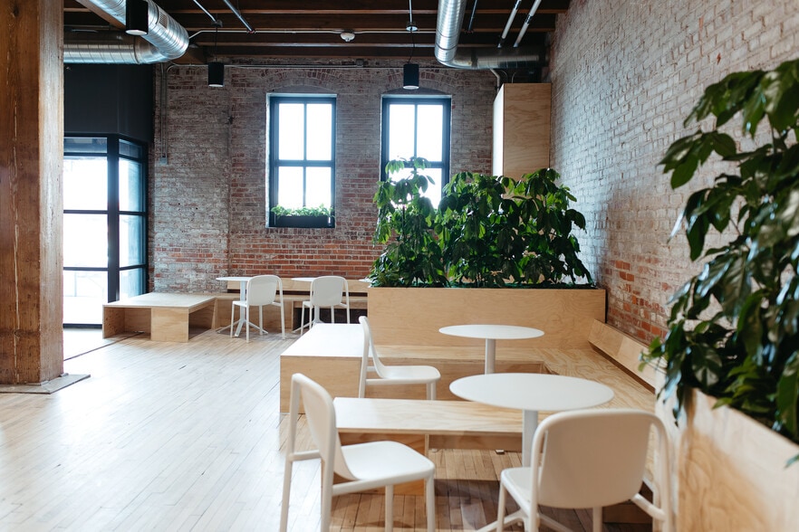 More Photos Of 1229 Millwork Ave, Omaha Office For Lease