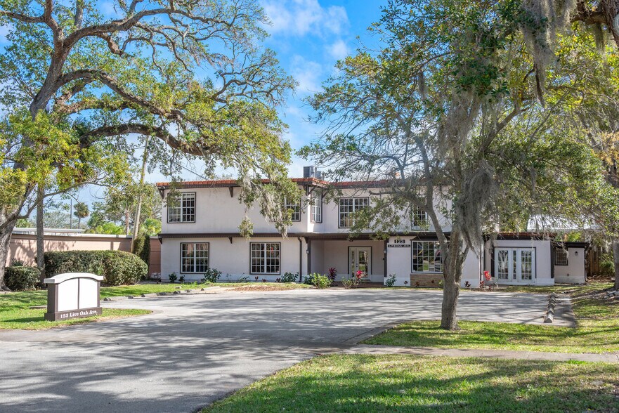 More Photos Of 123 Live Oak Ave, Daytona Beach Office Residential For Sale