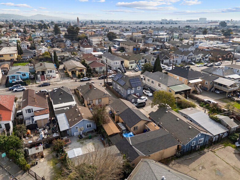 More Photos Of 1519 48th Ave, Oakland Multifamily For Sale