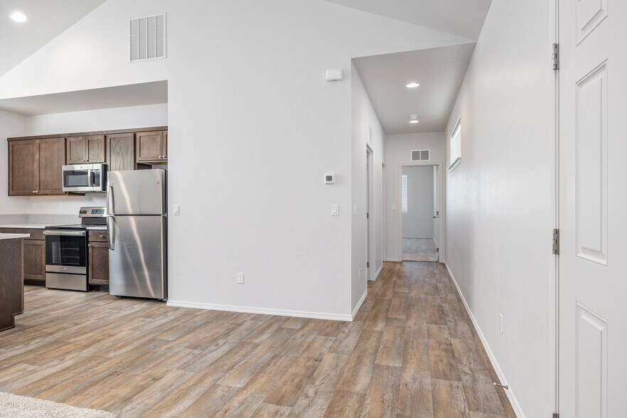 More Photos Of 1859 NW Enterprise St, Mountain Home Multifamily For Sale
