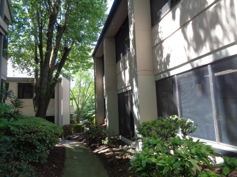 More Photos Of 2255 Cumberland Pky SE, Atlanta Office For Lease