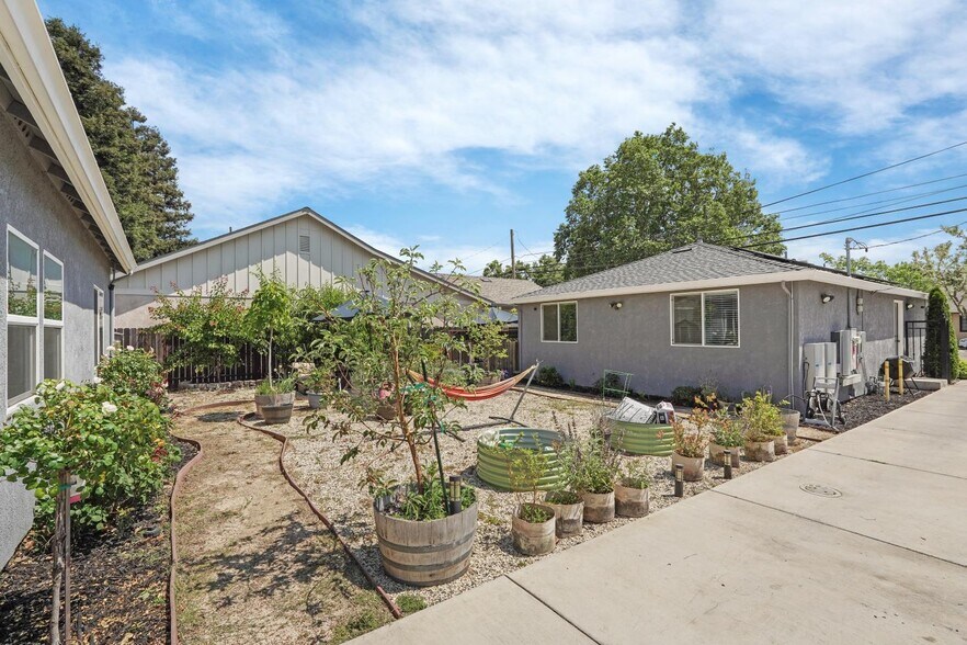 More Photos Of 595 E Augusta St, Woodbridge Apartments For Sale