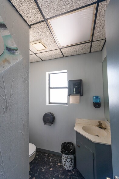 More Photos Of 312 E 2nd St, Alice Healthcare For Sale