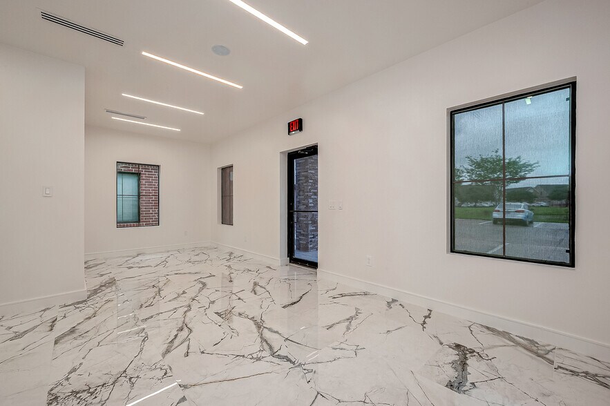 More Photos Of 21392 Provincial Blvd, Katy Medical For Lease