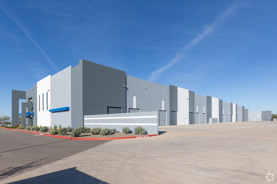 More Photos Of 6531 S Sossaman Rd, Mesa Warehouse For Lease