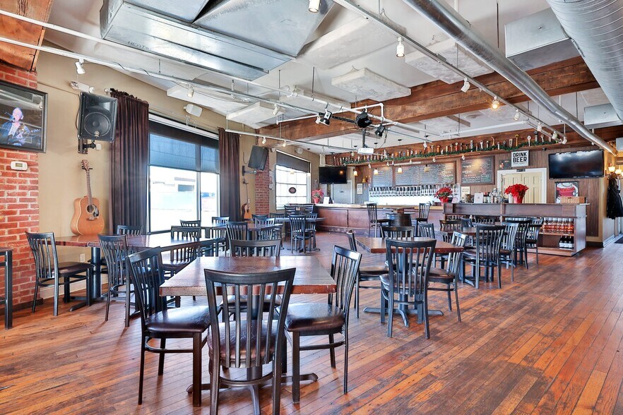 More Photos Of 148-164 E Route 59, Nanuet Freestanding For Sale