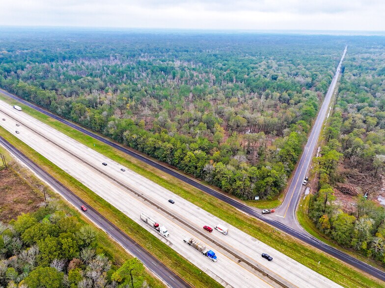 More Photos Of I H 10 E @ Highway 1135, Vidor Land For Lease