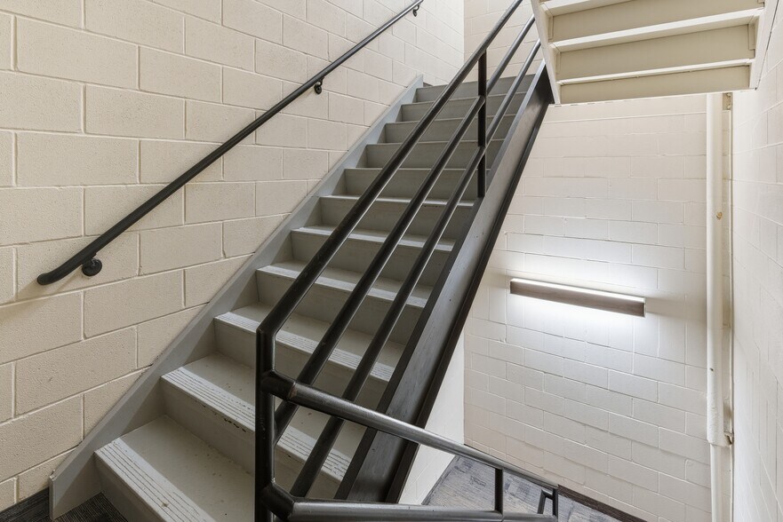 More Photos Of 403 4TH St NW, Bemidji Medical For Lease