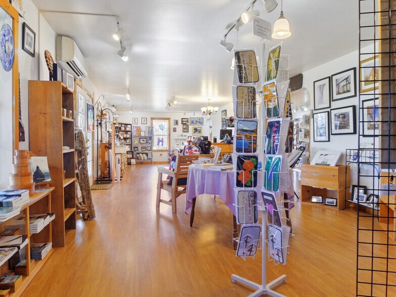 More Photos Of 7 Old Searsport Ave, Belfast Convenience Store For Sale