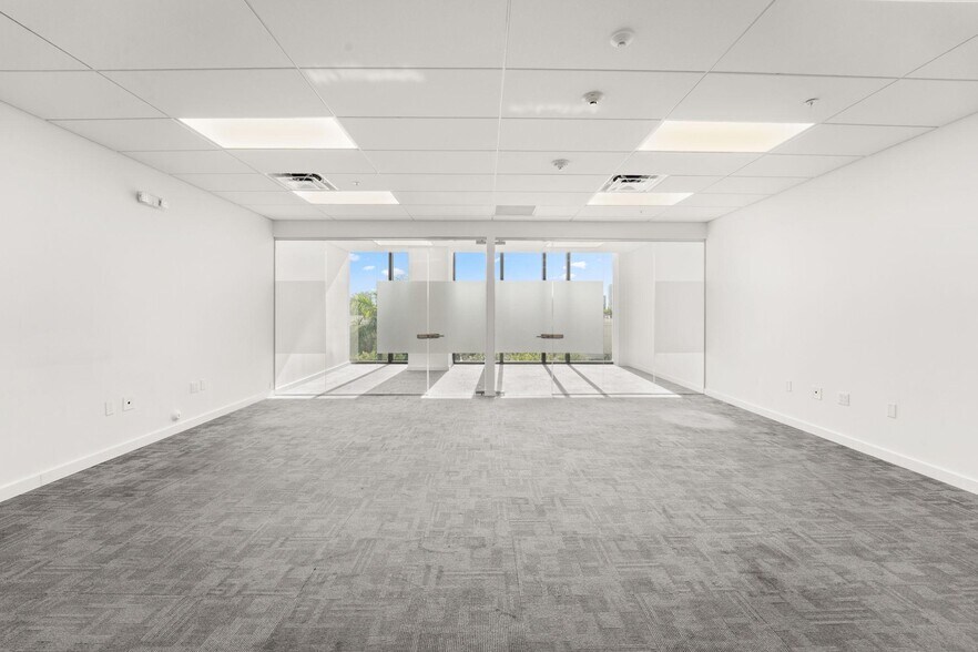 More Photos Of 2980 NE 207th St, Aventura Office Residential For Lease