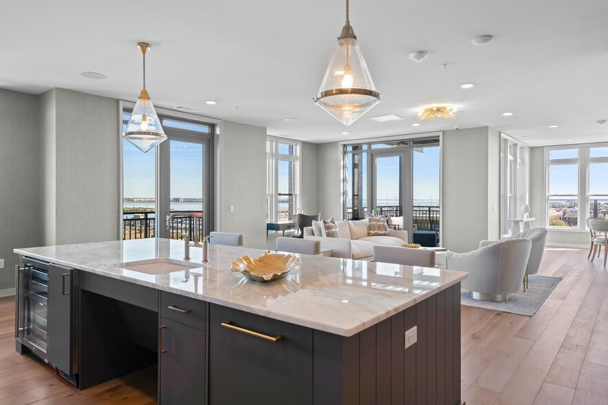 More Photos Of 838 Morrison Dr, Charleston Apartments For Lease