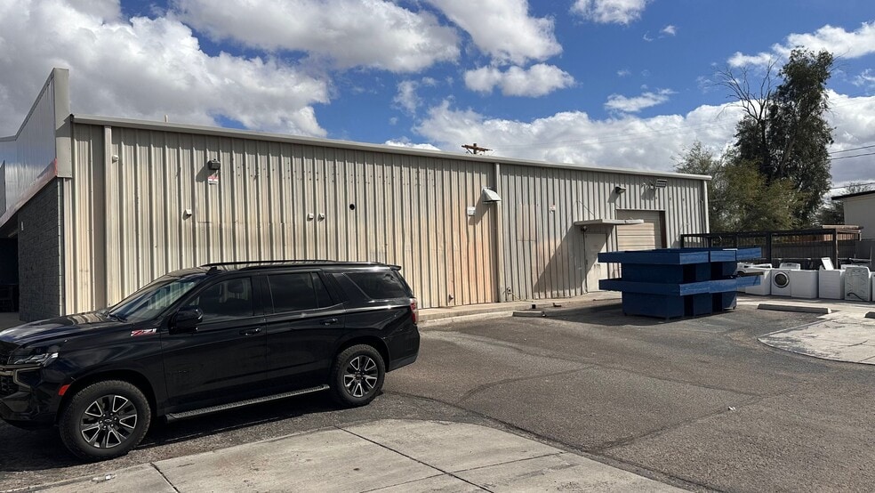 More Photos Of 131 W Grant Rd, Tucson Freestanding For Sale