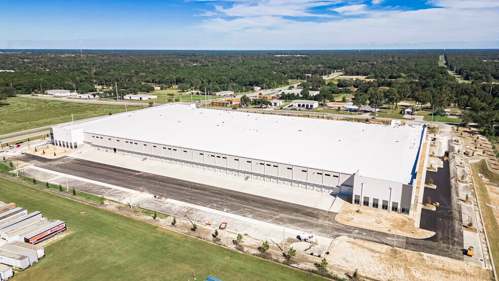 More Photos Of 2796 NW 35th St, Ocala Distribution For Lease