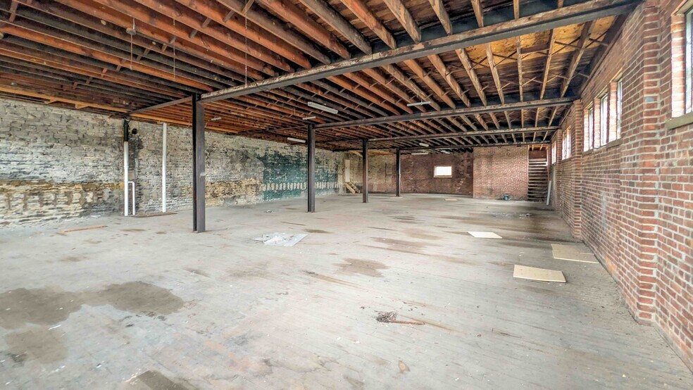 More Photos Of 301 W Water St, Sandusky Restaurant For Sale