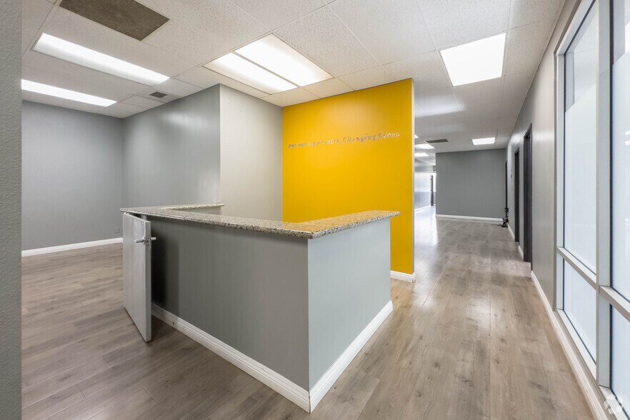 More Photos Of 140 S Flower St, Orange Medical For Lease