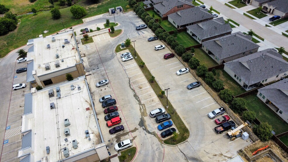 More Photos Of 5325 McPherson Blvd, Fort Worth Unknown For Lease