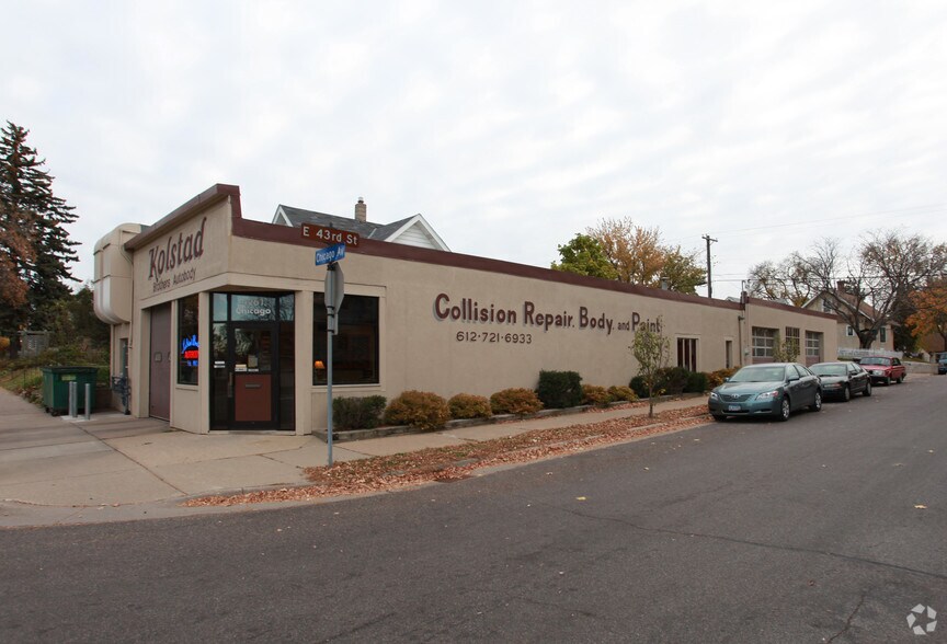 Primary Photo Of 4261 Chicago Ave, Minneapolis Auto Repair For Sale