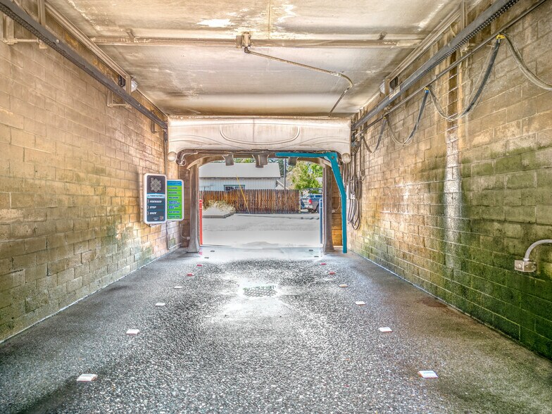 More Photos Of 640 Main Street, Chester Carwash For Sale