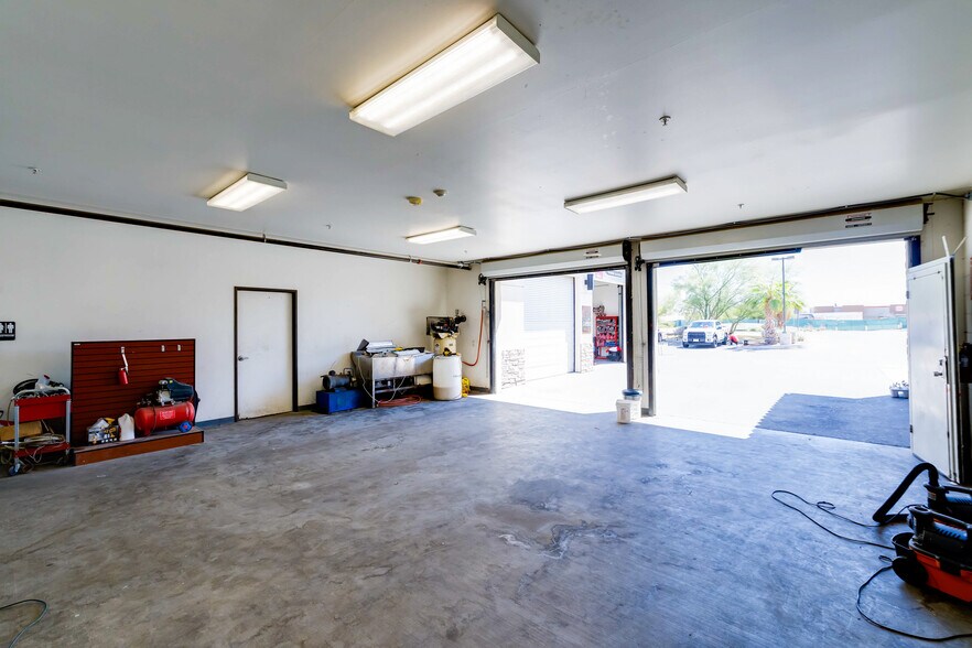 More Photos Of 20570 Bear Valley Rd, Apple Valley Carwash For Sale