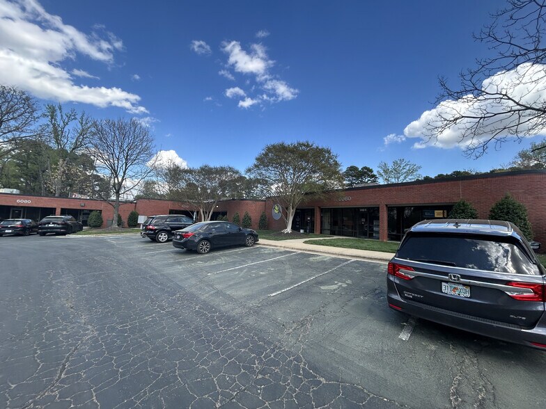 More Photos Of 5910-6040 Six Forks rd, Raleigh Office For Lease
