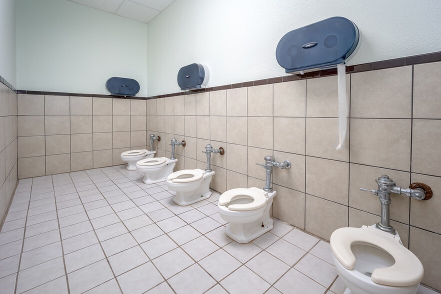 More Photos Of 4520 SW 33rd St, Oklahoma City Daycare Center For Sale