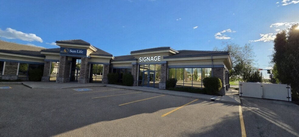 More Photos Of 4940 Av 51, Red Deer Office For Lease