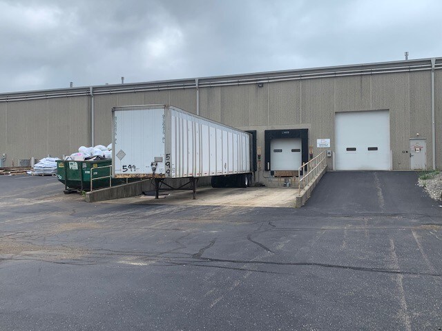 More Photos Of 3001 W Tech Blvd, Miamisburg Light Distribution For Lease