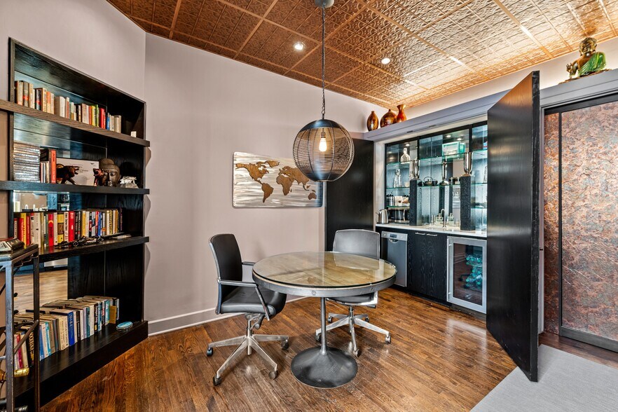 More Photos Of 730 17th St, Denver Office For Sale