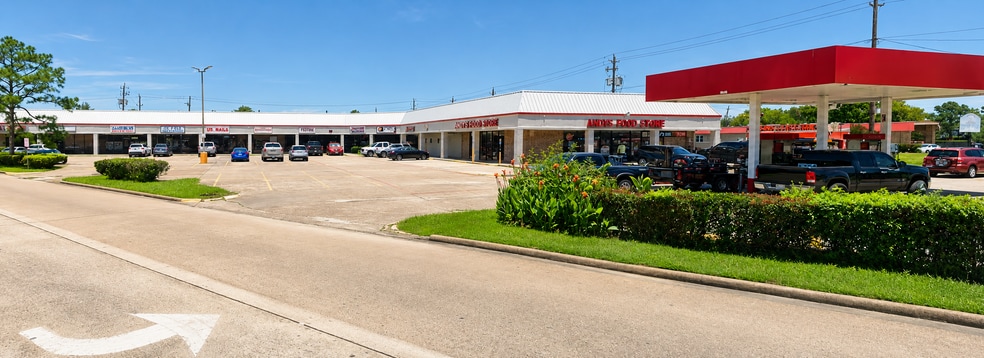 Primary Photo Of 2525 W Bay Area Blvd, Friendswood Unknown For Lease