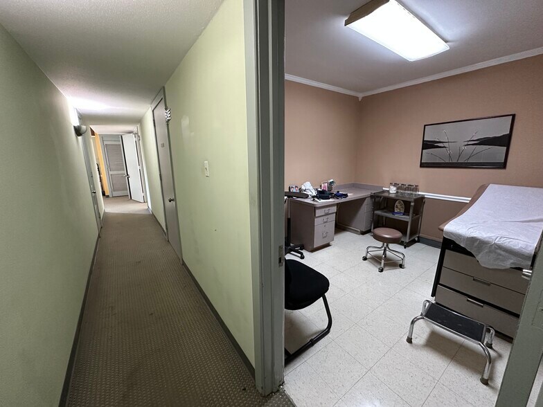 More Photos Of 2317 Fannin St, Houston Office For Sale