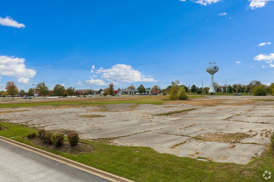 Primary Photo Of 15555 S Harlem Ave, Orland Park Land For Lease
