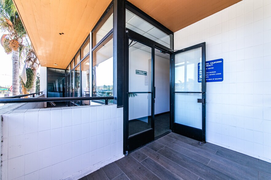 More Photos Of 2860 E Thousand Oaks Blvd, Thousand Oaks Office For Lease