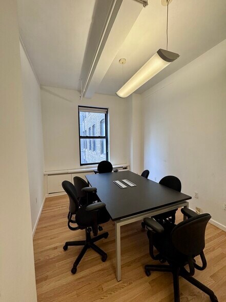 More Photos Of 50 Court St, Brooklyn Office For Lease