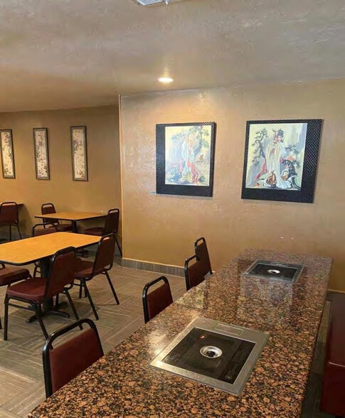 More Photos Of 386 E Fry Blvd, Sierra Vista Restaurant For Sale