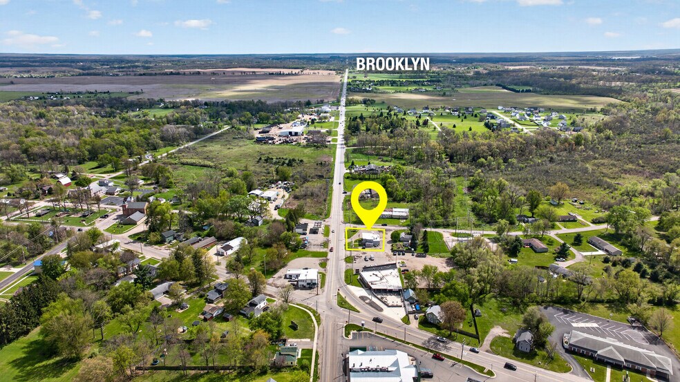 More Photos Of 124 S Brooklyn Rd, Napoleon Freestanding For Sale