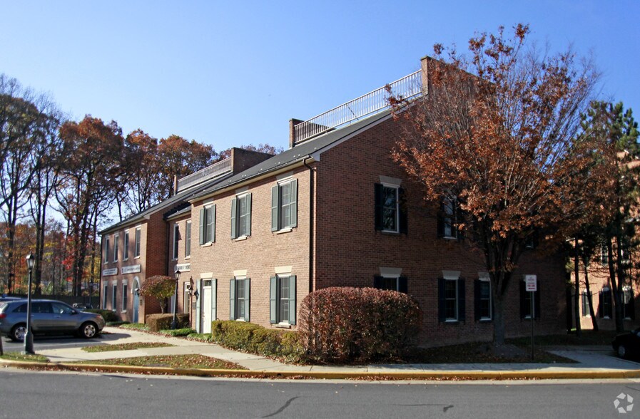 More Photos Of 10503-10529 Braddock Rd, Fairfax Office For Lease