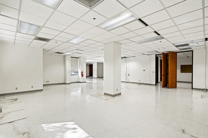 More Photos Of 3235 Kifer Rd, Santa Clara Office For Sale
