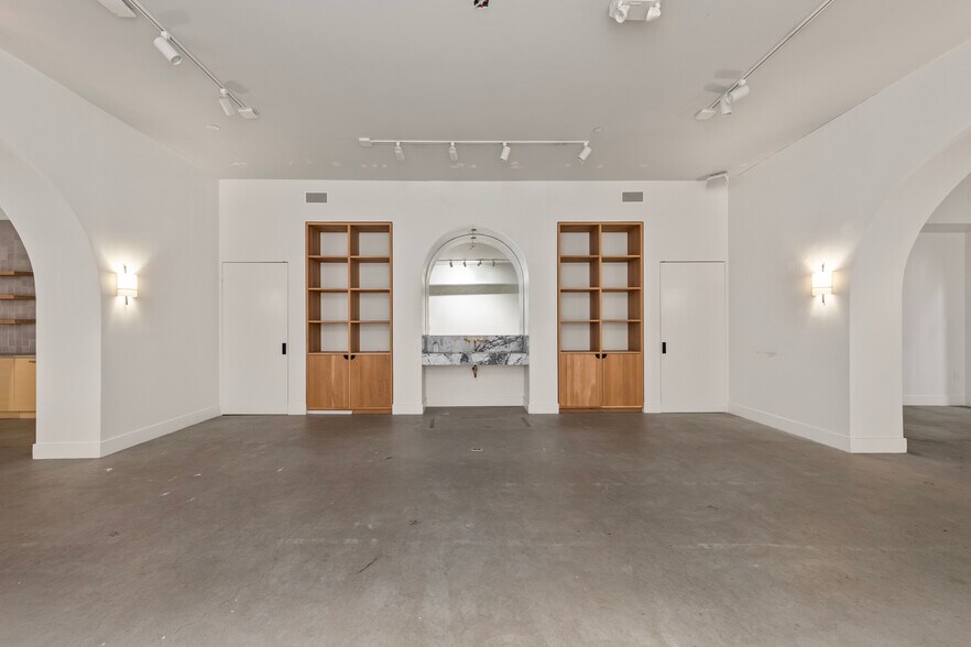 More Photos Of 106 N 6th St, Brooklyn Apartments For Lease