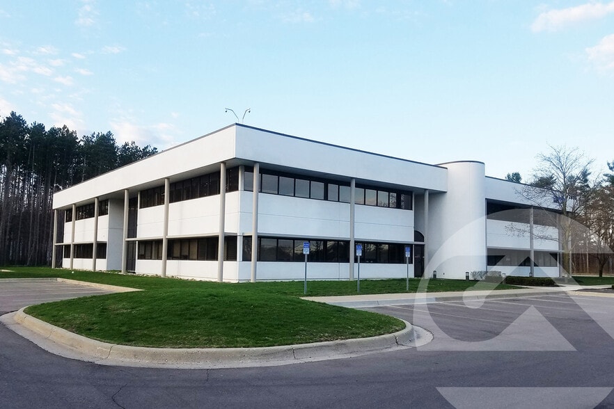 Primary Photo Of 2655 E Oakley Park Rd, Commerce Township Office For Lease