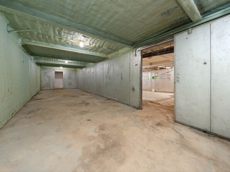More Photos Of 339 Park St, Canton Restaurant For Sale