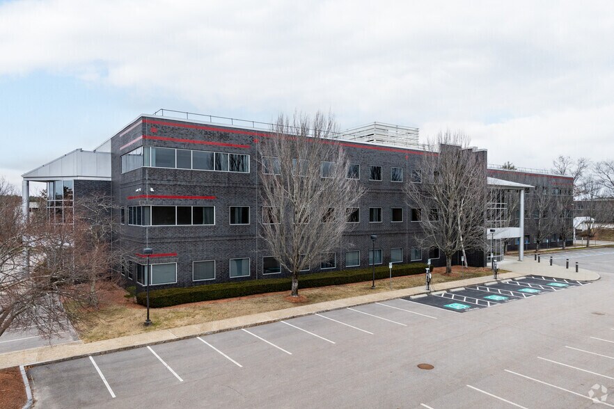 More Photos Of 5 Hampshire St, Mansfield Office For Lease