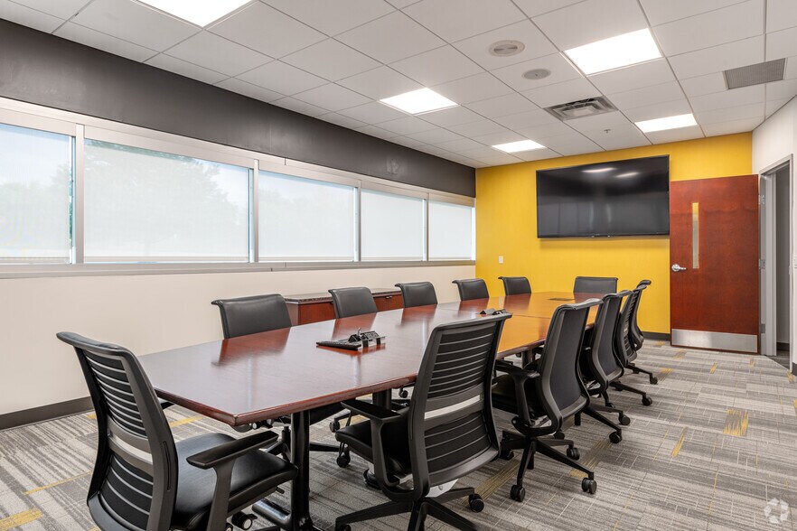 More Photos Of 4500 Munson St, Canton Office For Lease