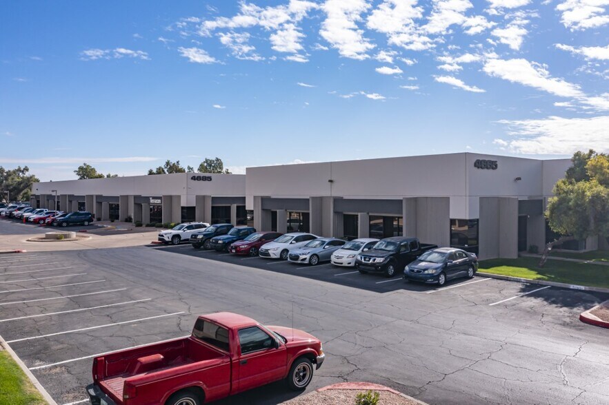More Photos Of 4625 S Ash Ave, Tempe Unknown For Lease