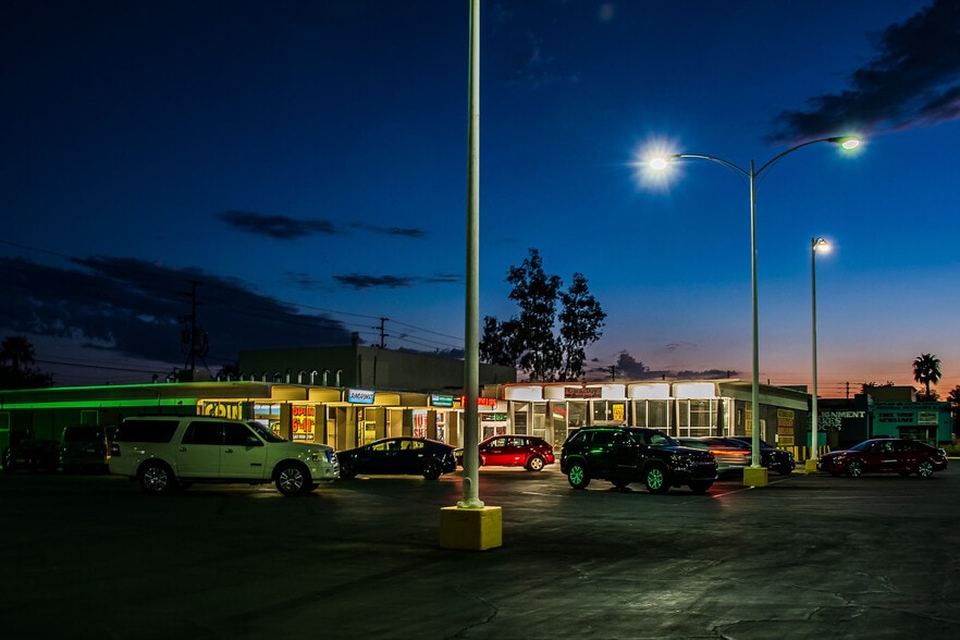 More Photos Of 629 E Chandler Blvd, Chandler Freestanding For Lease