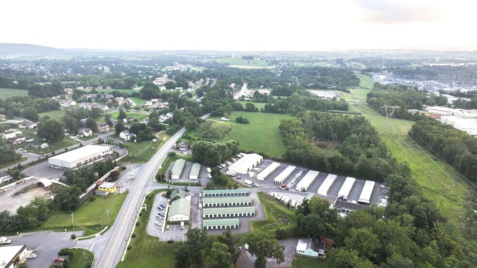 Primary Photo Of 1802 N Reading Rd, Stevens Unknown For Lease