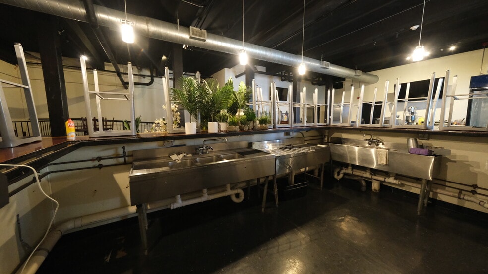 More Photos Of 91 Hartford Ave, Providence Apartments For Lease