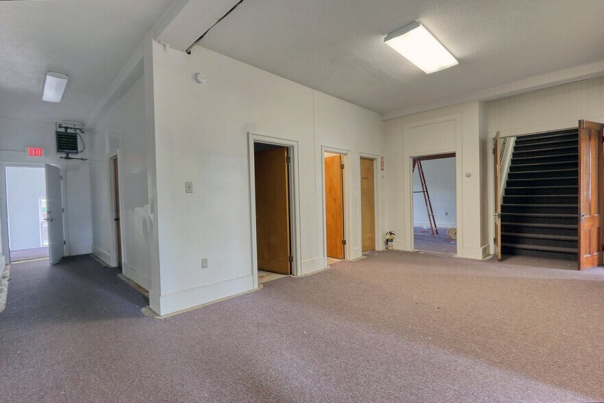 More Photos Of 59 N Main St, Liberty Loft Creative Space For Sale