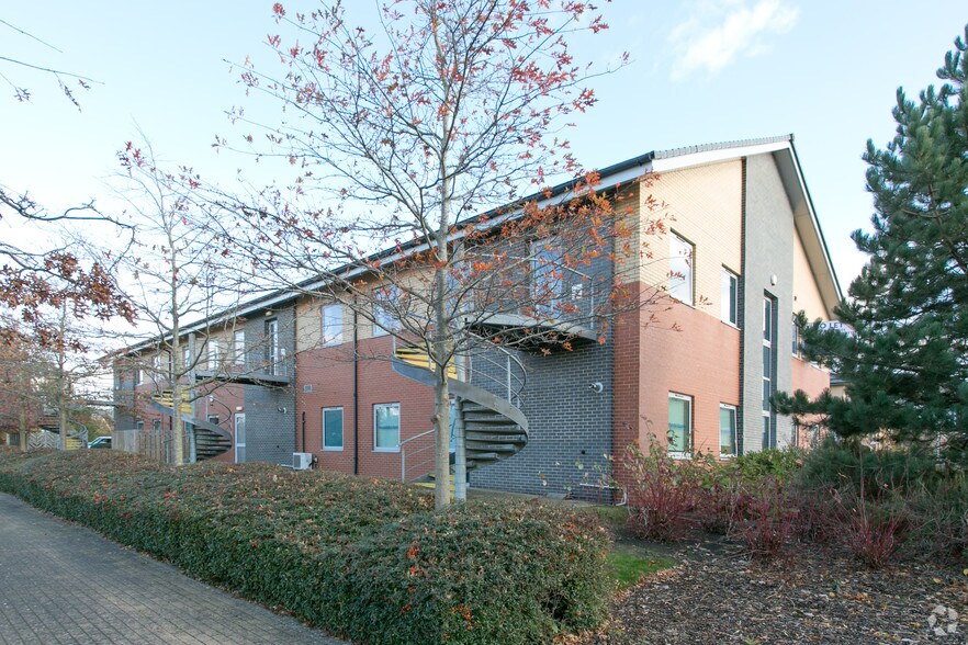 More Photos Of Gloucester Business Park, Brockworth Office For Lease