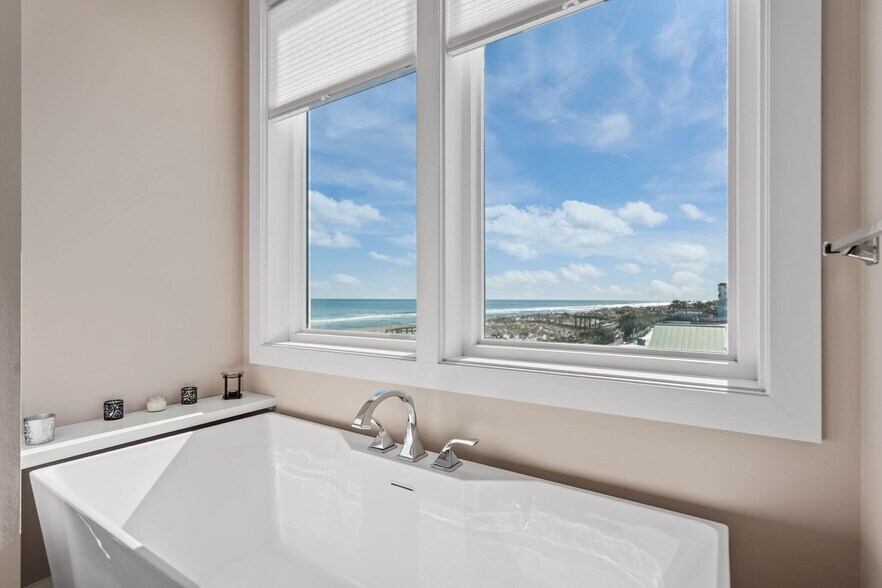 More Photos Of 312 Carolina Beach Ave N, Carolina Beach Office For Sale